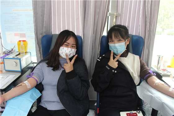 人民警察一心為民，捋袖捐血鐵血柔情——安康市公安局積極開(kāi)展冬季獻(xiàn)血活動(dòng)